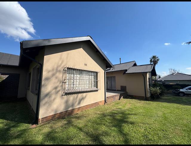 4 BEDROOM HOUSE FOR SALE IN DALVIEW